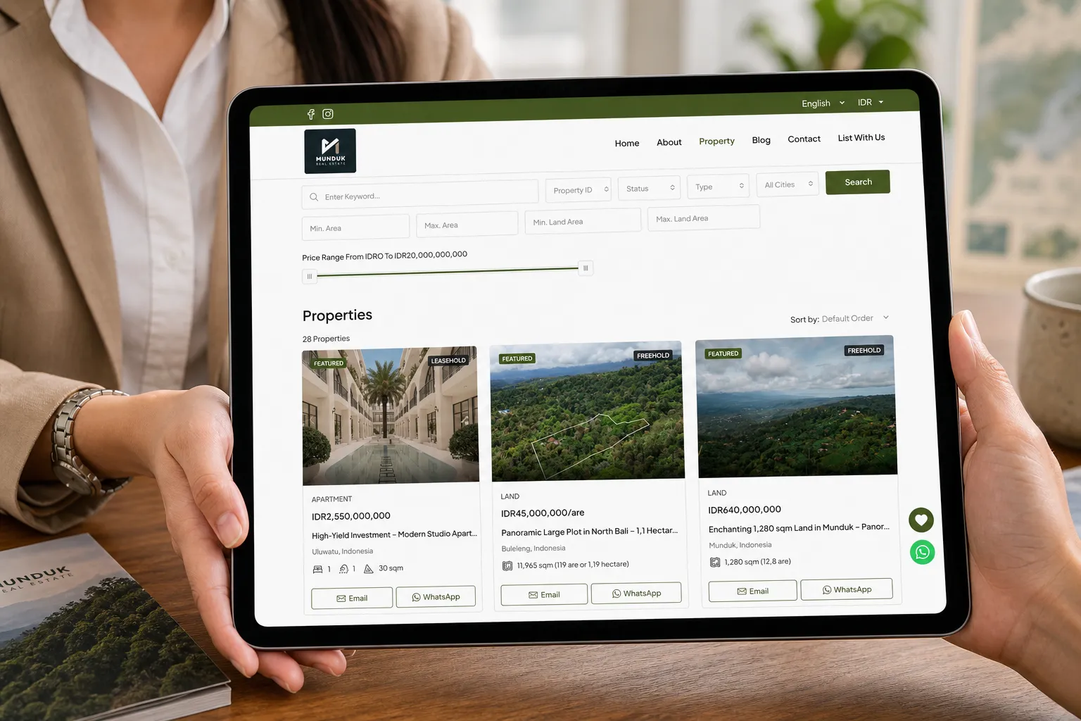 Munduk Real Estate mockup 2